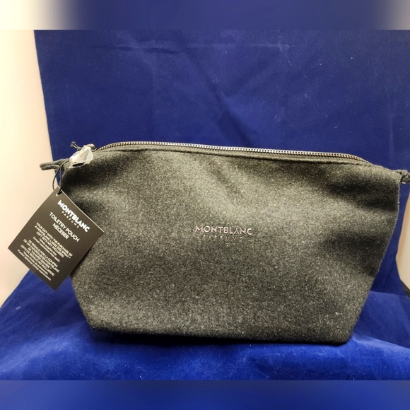 NWT Men's Montblanc Parfums Gray expandable Toiletry Pouch - Picture 1 of 3